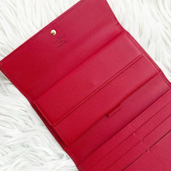 LOUIS VUITTON | Epi Leather Porte Trésor International Wallet Red Textured - Picture 9 of 13